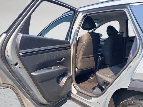 Used 2024 Hyundai Tucson SEL AWD/4WD image 11