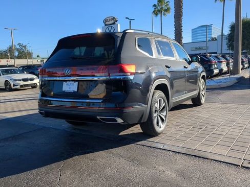 New 2026 Volkswagen Atlas SE image 4