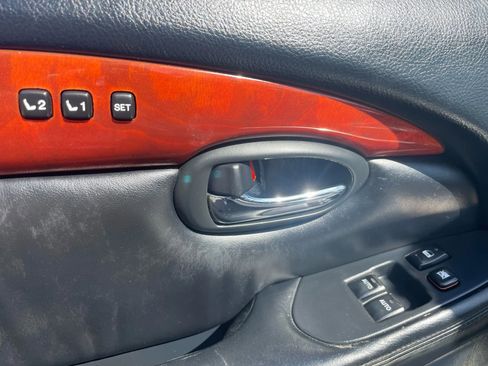 Used 2002 Lexus SC 430 Convertible image 22