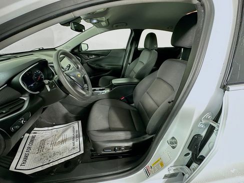 Used 2024 Chevrolet Malibu LT image 30