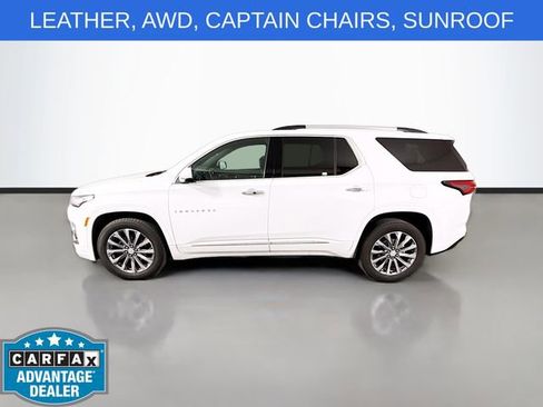Used 2023 Chevrolet Traverse Premier AWD/4WD image 4