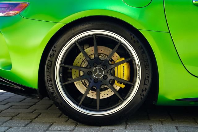Used 2020 Mercedes-Benz AMG GT R image 30