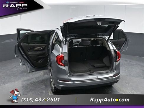 Used 2023 GMC Terrain Denali image 32