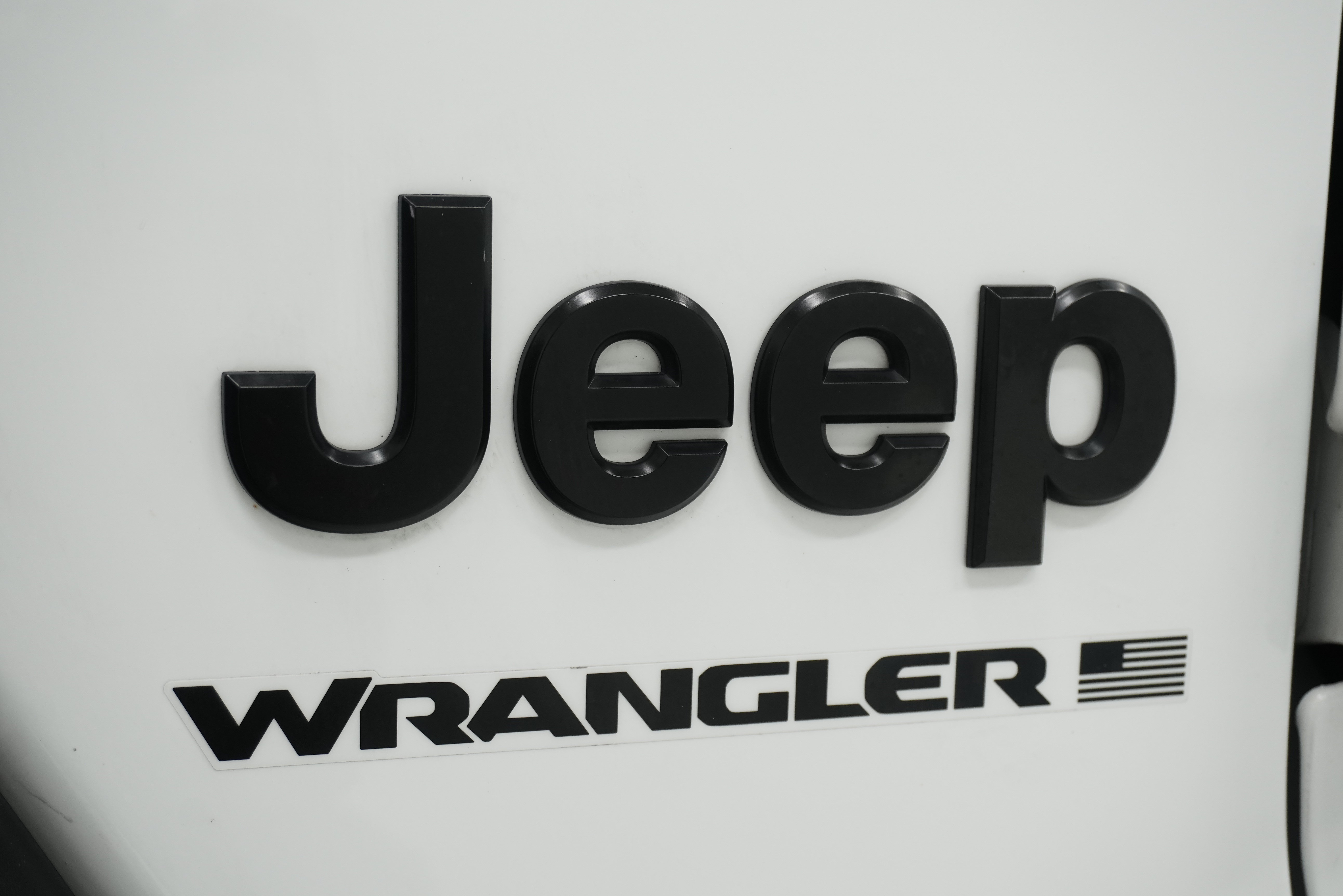 Used 2024 Jeep Wrangler Unlimited Sport AWD/4WD image 8