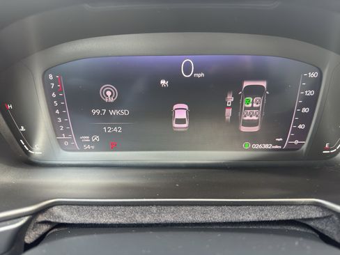 Used 2024 Honda Accord EX image 11