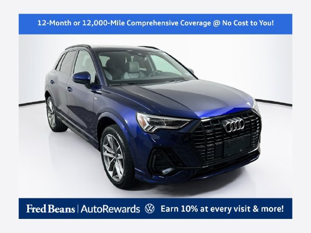Used 2023 Audi Q3 2.0T Premium w/ Black Optic Sport Package AWD/4WD image 1