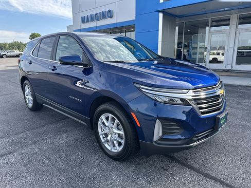 Used 2022 Chevrolet Equinox LT AWD/4WD image 2
