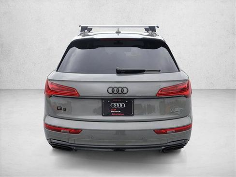 Used 2024 Audi Q5 e Premium Plus AWD/4WD image 8