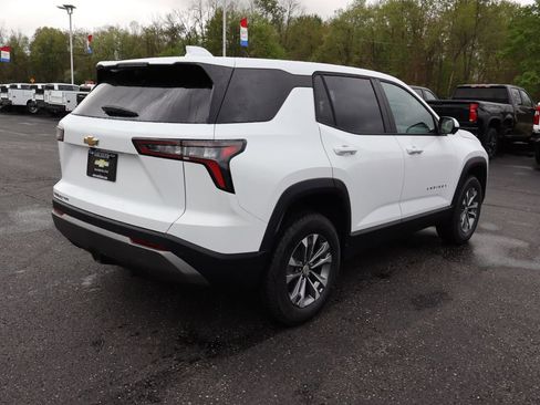 New 2026 Chevrolet Equinox LT w/ Safety and Technology Package AWD/4WD image 28