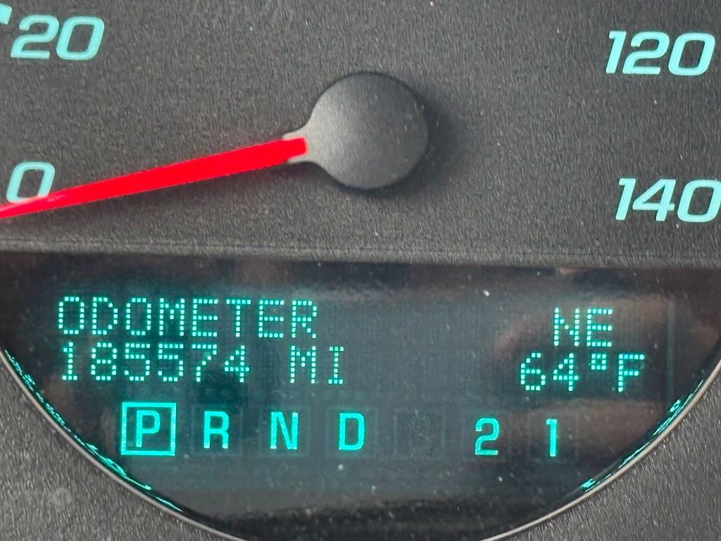 Used 2011 Chevrolet Impala LT FWD image 14