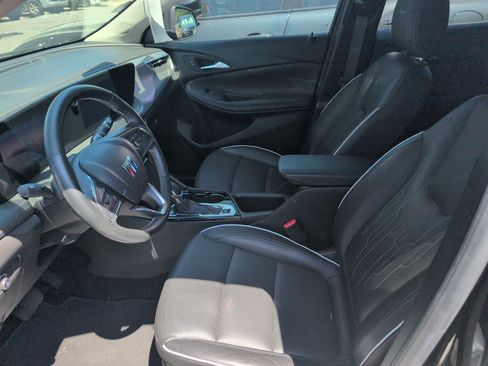 Used 2024 Buick Encore GX Avenir FWD image 5