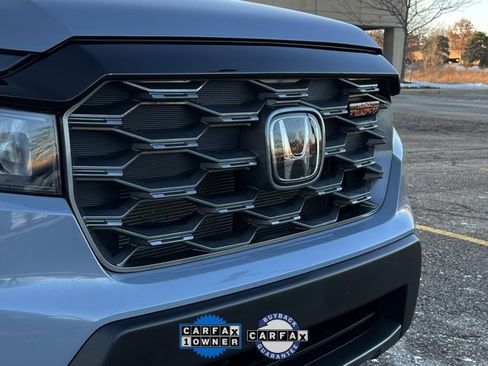 Certified 2025 Honda Passport TrailSport image 11