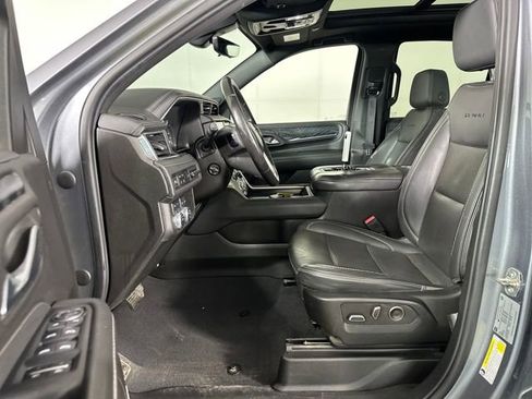 Used 2021 GMC Yukon Denali w/ Denali Premium Package image 11