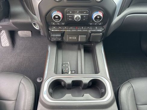 Used 2020 GMC Sierra 1500 SLT w/ SLT Premium Plus Package image 11