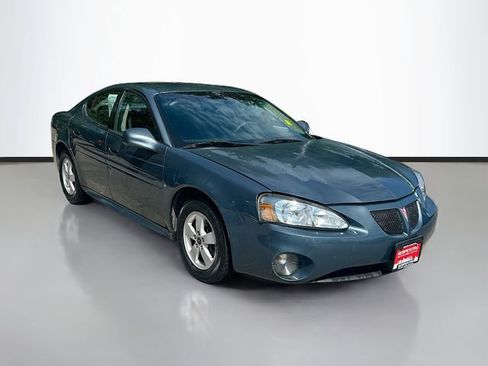 Used 2006 Pontiac Grand Prix FWD image 3