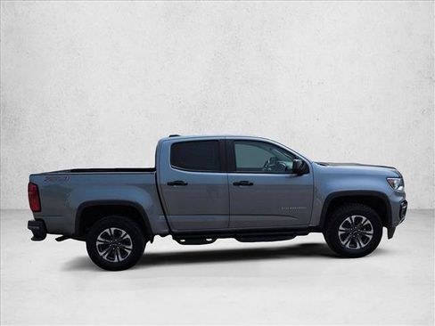 Used 2021 Chevrolet Colorado Z71 w/ Safety Package AWD/4WD image 9