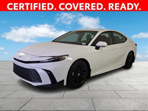 Certified 2025 Toyota Camry SE FWD image 4