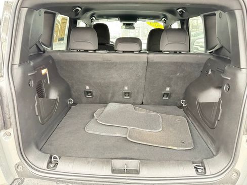 Used 2021 Jeep Renegade Latitude AWD/4WD image 23