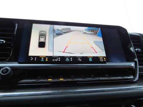 Used 2023 Chevrolet Silverado 1500 High Country w/ High Country Premium Package image 28