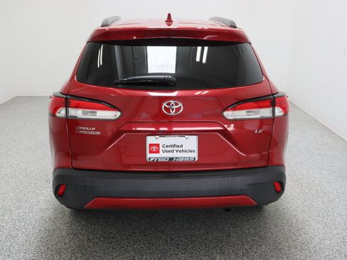 Certified 2022 Toyota Corolla Cross LE FWD image 8