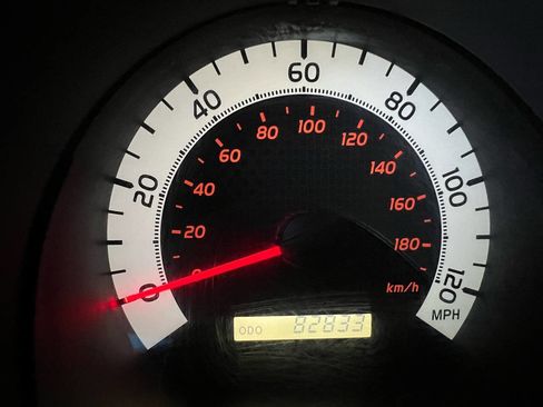 Used 2012 Toyota Tacoma 4x4 Double Cab image 23