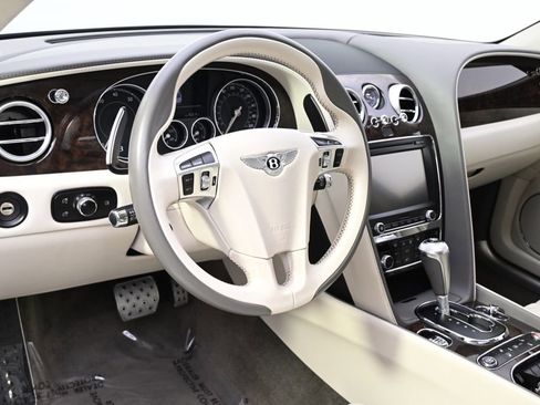 Used 2017 Bentley Flying Spur S V8 AWD/4WD image 11
