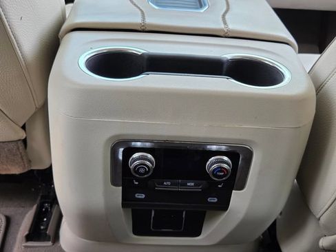Used 2022 GMC Yukon Denali RWD image 13