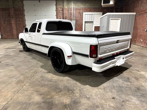 Used 1993 Dodge D/W Truck 350 image 6