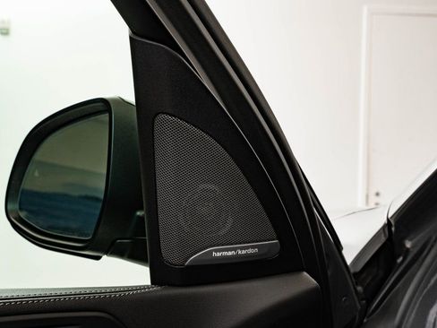 Certified 2025 BMW X5 xDrive40i w/ Climate Comfort Package image 28