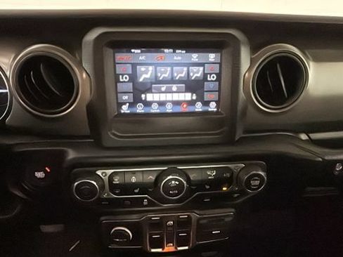 Used 2023 Jeep Wrangler Unlimited w/ Cold Weather Group AWD/4WD image 22