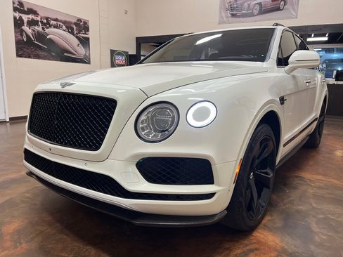 Used 2019 Bentley Bentayga AWD/4WD image 6