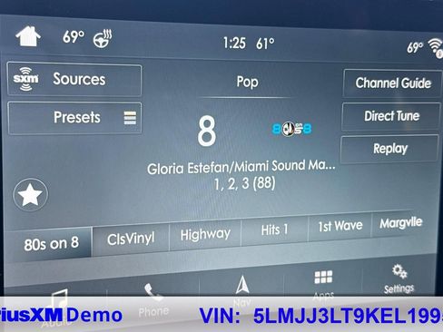 Used 2019 Lincoln Navigator L Reserve image 54