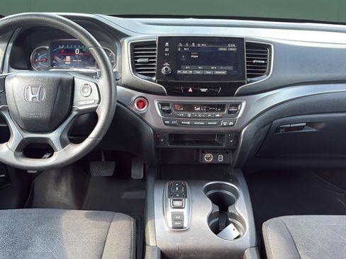 Used 2022 Honda Pilot Sport image 19