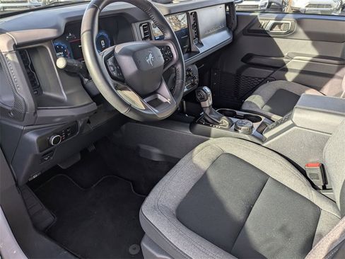 Used 2025 Ford Bronco Big Bend image 19