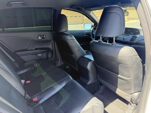 Used 2017 Honda Accord Sport Special Edition image 21