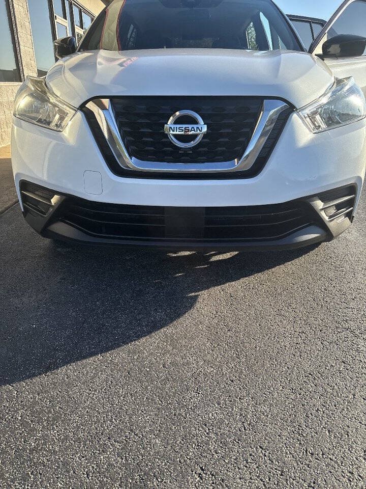 Used 2020 Nissan Kicks SV FWD image 23