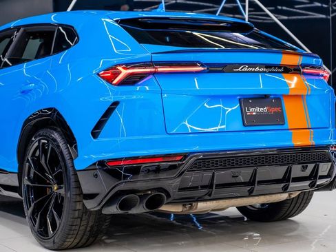 Used 2022 Lamborghini Urus image 14