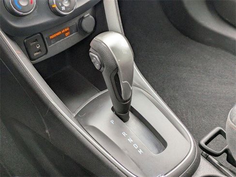 Used 2017 Chevrolet Trax LT image 9