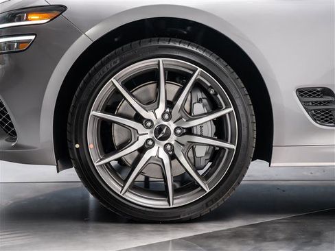 New 2026 Genesis G70 2.5T image 13