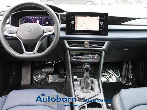 New 2026 Volkswagen Taos SEL AWD/4WD image 18