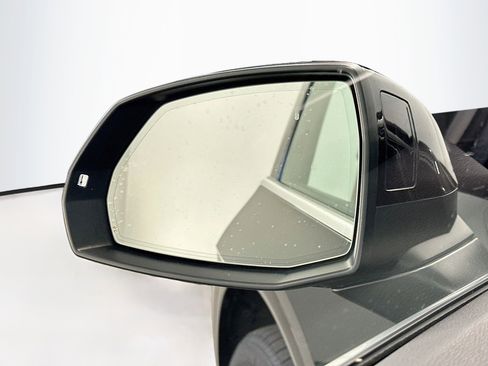 Used 2023 Audi Q5 2.0T Premium w/ Convenience Package AWD/4WD image 16