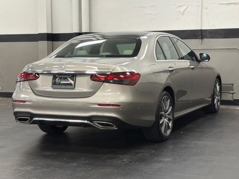 Used 2023 Mercedes-Benz E 350 4MATIC Sedan image 12