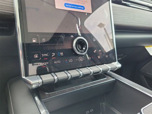 New 2025 GMC Sierra EV Denali image 24