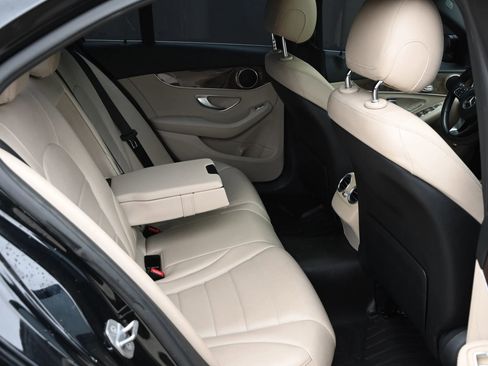 Used 2018 Mercedes-Benz C 300 Sedan image 17