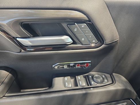 Certified 2022 GMC Sierra 1500 AT4 w/ AT4 Premium Package AWD/4WD image 12