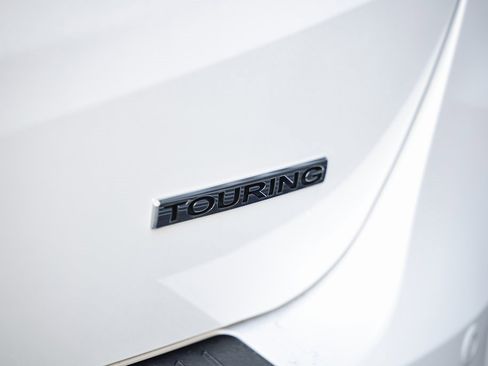 Used 2025 Honda Odyssey Touring image 11