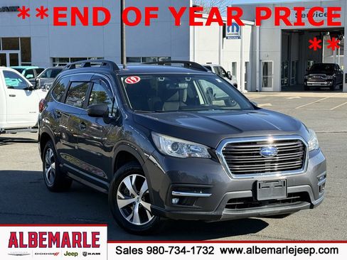 Used 2019 Subaru Ascent Premium image 1