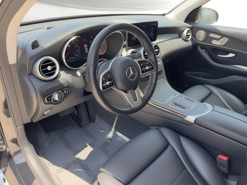 Used 2021 Mercedes-Benz GLC 300 w/ Driver Assistance Package image 4
