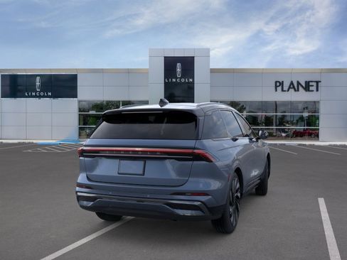 New 2026 Lincoln Nautilus Reserve w/ Jet Appearance Package AWD/4WD image 8