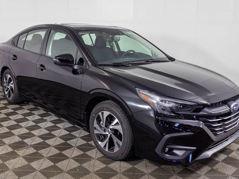 Used 2025 Subaru Legacy Premium AWD/4WD image 12